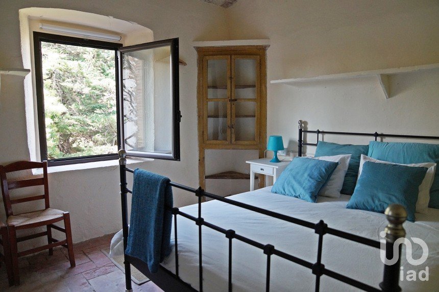 Casa señorial 12 habitaciones de 2.062 m² en Torroella de Montgrí (17257)