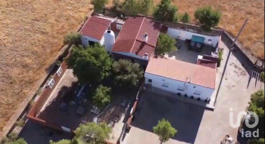 Lodge 6 bedrooms of 170 m² in Alcázar de San Juan (13600)