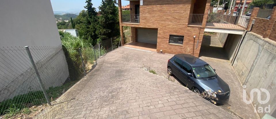 Casa 3 habitacions de 269 m² a Sant Fost de Campsentelles (08105)