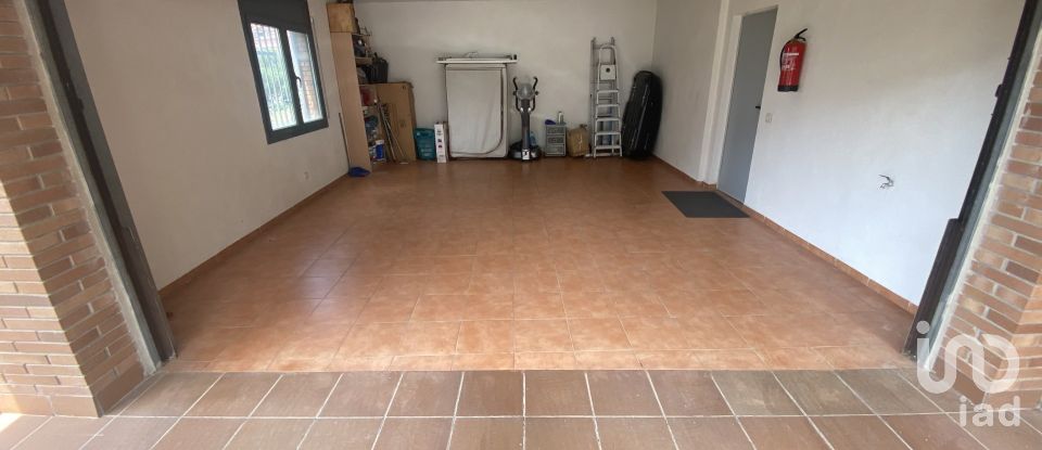 Casa 3 habitacions de 269 m² a Sant Fost de Campsentelles (08105)