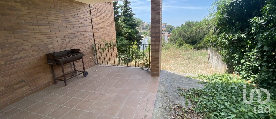 Casa 3 habitacions de 269 m² a Sant Fost de Campsentelles (08105)