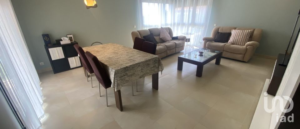 Casa 3 habitacions de 269 m² a Sant Fost de Campsentelles (08105)