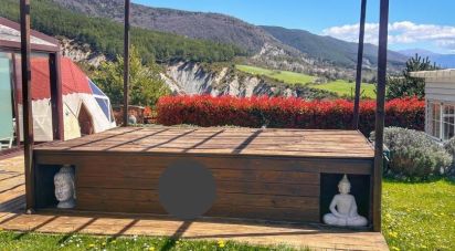 Chalet 5 habitaciones de 176 m² en Jaca (22700)