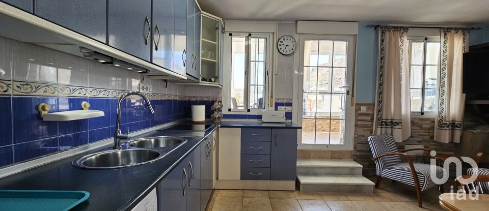 Penthouse 3 chambres de 77 m² à Fernanperez (04116)