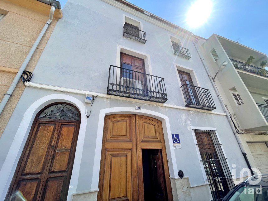 Village house 4 bedrooms of 258 m² in Pego (03780)