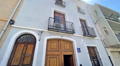 Village house 4 bedrooms of 258 m² in Pego (03780)