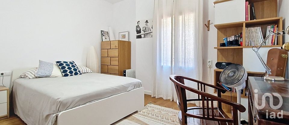 Casa 7 habitacions de 675 m² a Badalona (08916)