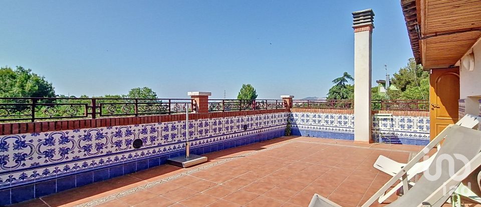 Casa 7 habitacions de 675 m² a Badalona (08916)