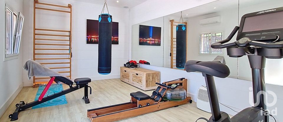 Casa 7 habitacions de 675 m² a Badalona (08916)