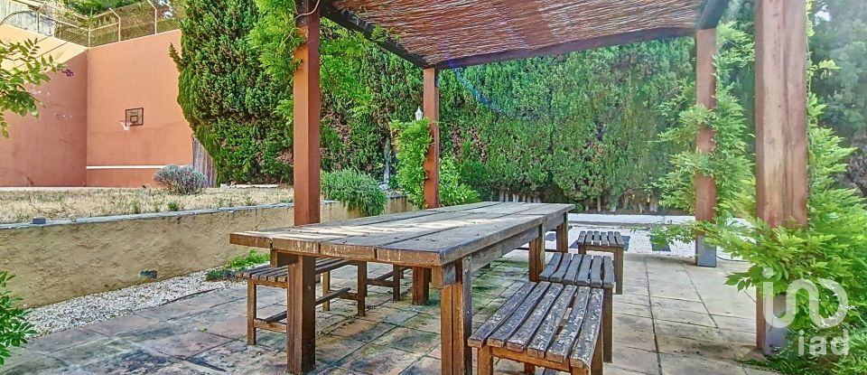 Casa 7 habitacions de 675 m² a Badalona (08916)