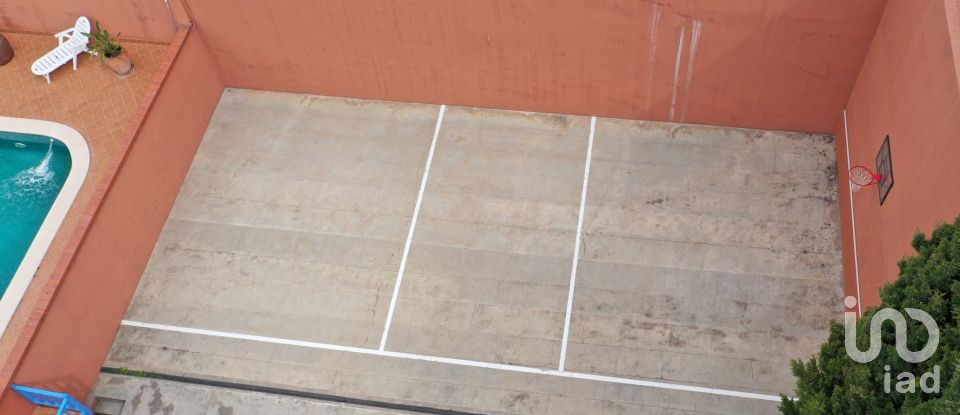 Casa 7 habitacions de 675 m² a Badalona (08916)