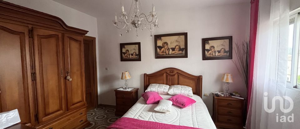 Cottage 4 bedrooms of 658 m² in Cala (21270)