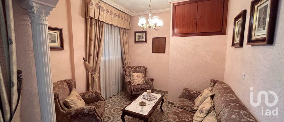 Cottage 4 bedrooms of 658 m² in Cala (21270)