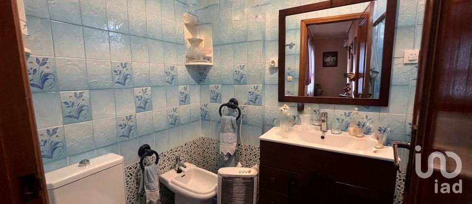 Cottage 4 bedrooms of 658 m² in Cala (21270)