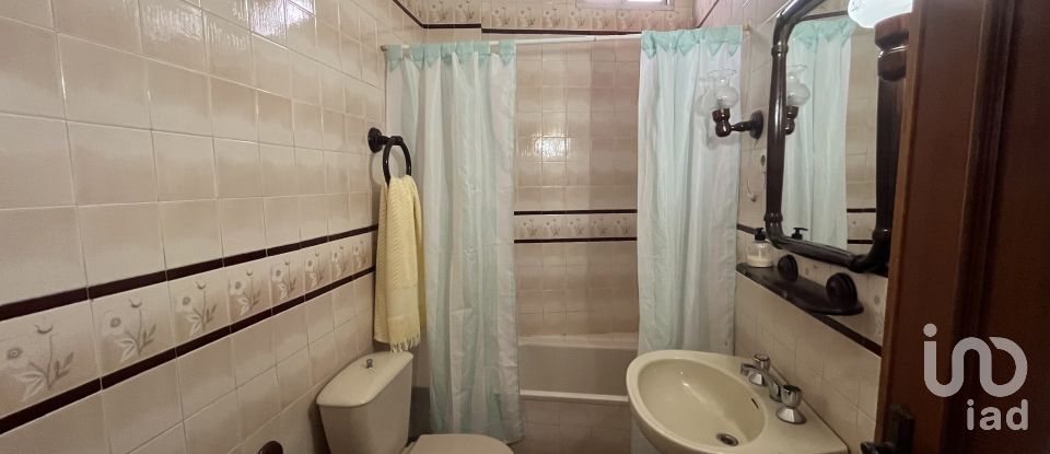 Cottage 4 bedrooms of 658 m² in Cala (21270)