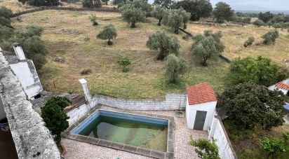 Cottage 4 bedrooms of 658 m² in Cala (21270)