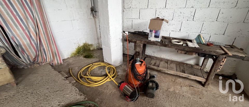 Cottage 4 bedrooms of 658 m² in Cala (21270)