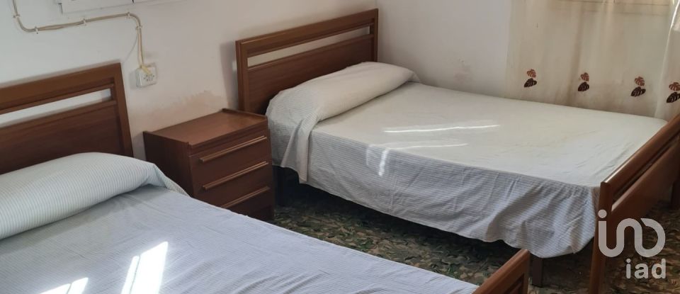 Casa rústica 5 habitaciones de 130 m² en Alcanara (30813)