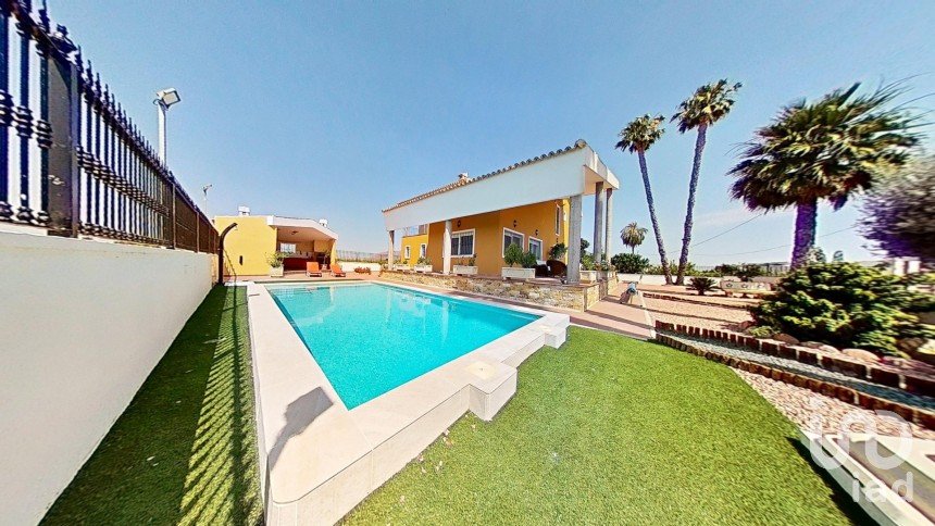 Chalet 5 habitaciones de 477 m² en Correntias Medias (03321)