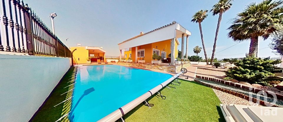 Chalet 5 habitaciones de 477 m² en Correntias Medias (03321)