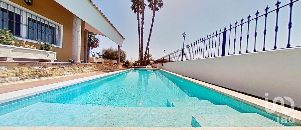 Chalet 5 habitaciones de 477 m² en Correntias Medias (03321)