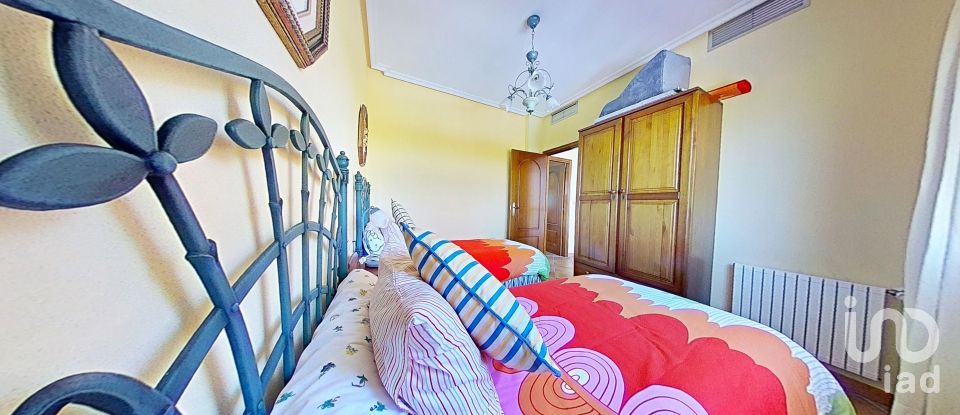 Chalet 5 habitaciones de 477 m² en Correntias Medias (03321)