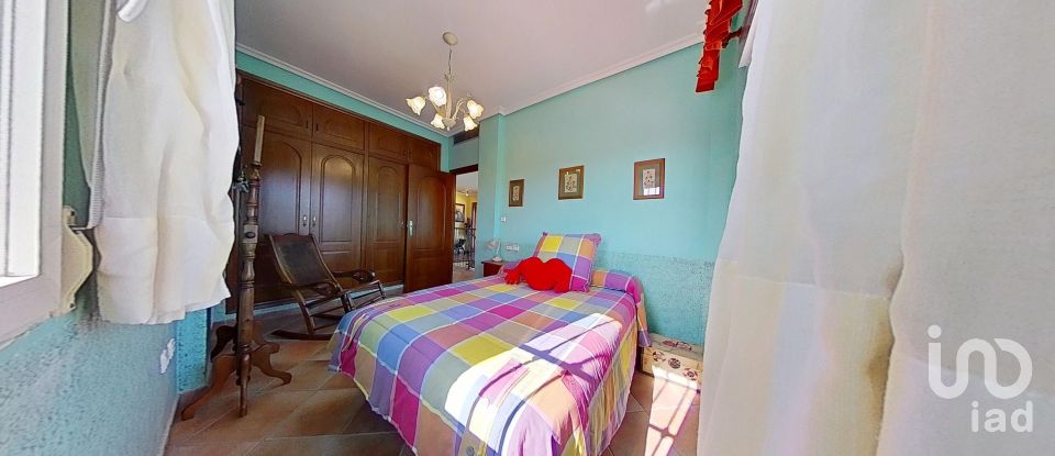 Chalet 5 habitaciones de 477 m² en Correntias Medias (03321)