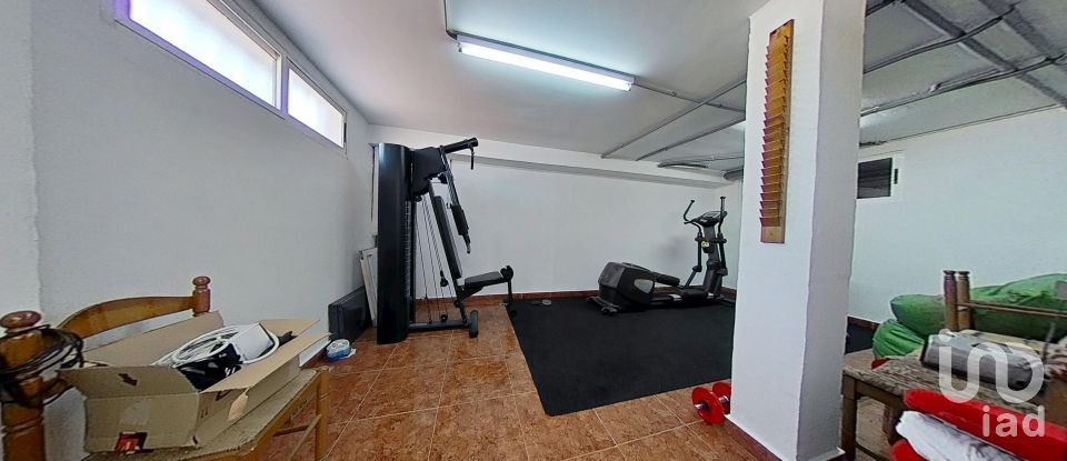 Chalet 5 habitaciones de 477 m² en Correntias Medias (03321)