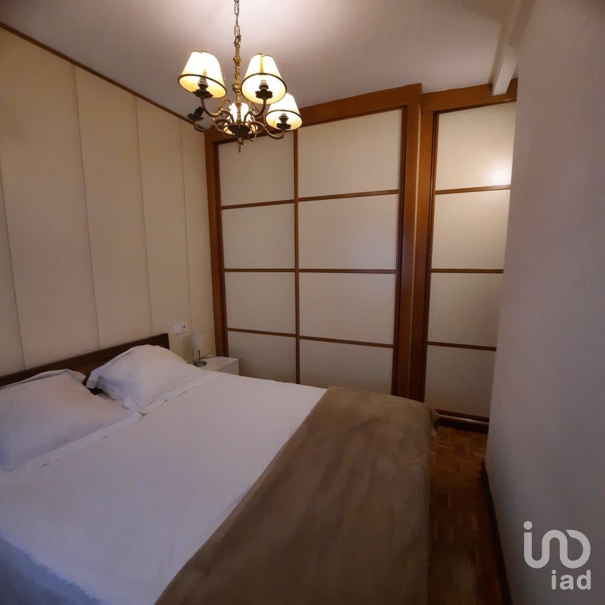 Appartement 5 chambres de 88 m² à León (24004)