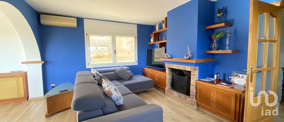 House 4 bedrooms of 210 m² in Rubí (08191)