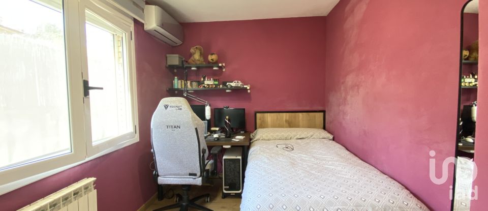 House 4 bedrooms of 210 m² in Rubí (08191)