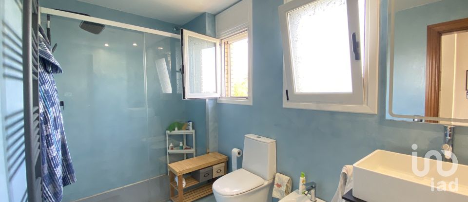 House 4 bedrooms of 210 m² in Rubí (08191)