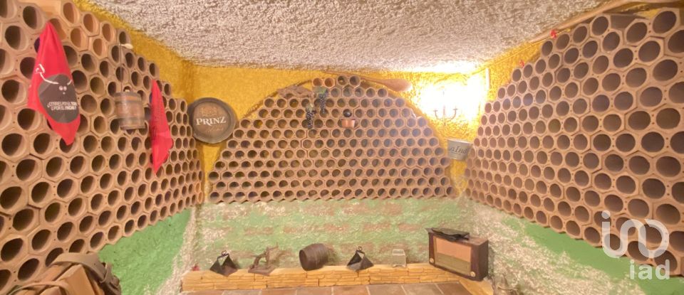 House 4 bedrooms of 210 m² in Rubí (08191)