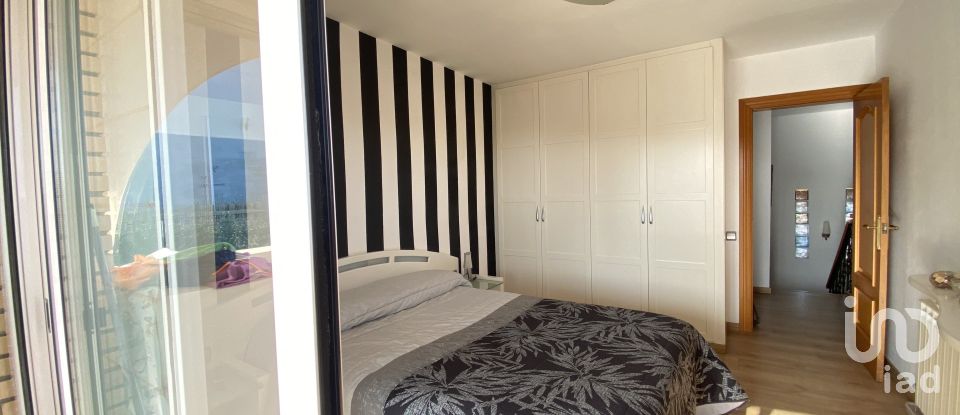 House 4 bedrooms of 210 m² in Rubí (08191)