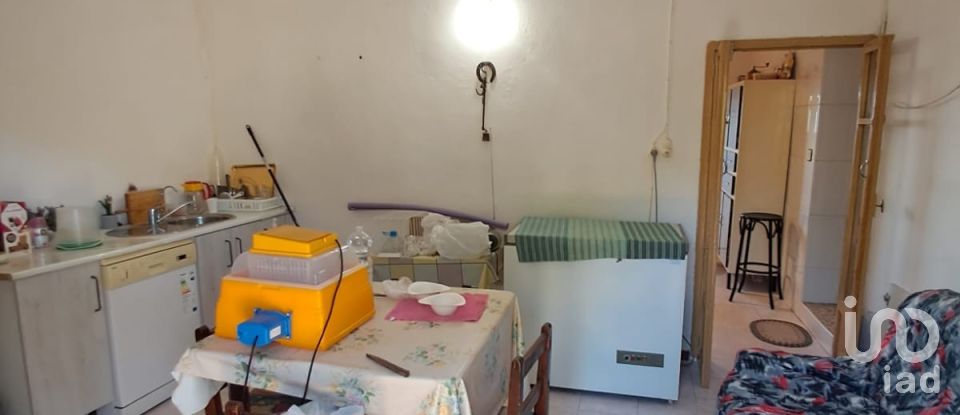 House 4 bedrooms of 140 m² in Purias (30813)