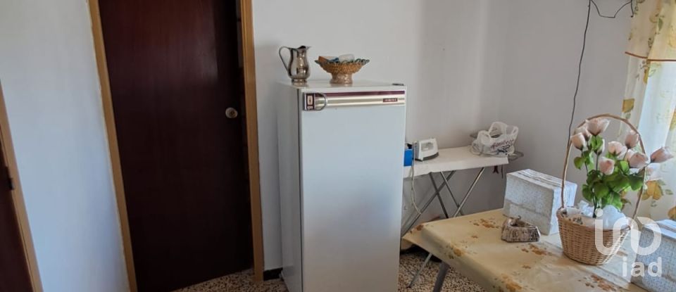 House 4 bedrooms of 140 m² in Purias (30813)