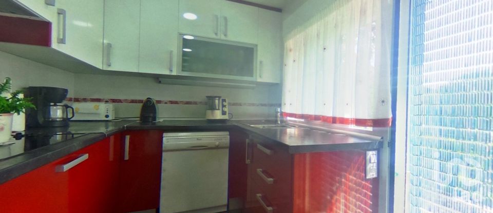 Apartment in house  6 bedrooms of 272 m² in La Cabrera (28751)