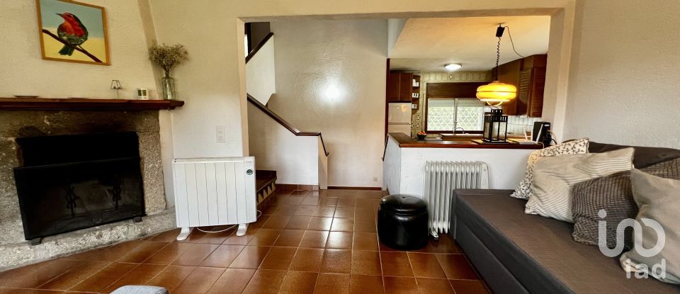 Apartment in house  4 bedrooms of 117 m² in Canyamars (08318)