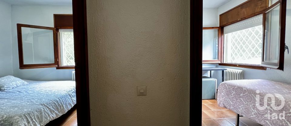 Apartment in house  4 bedrooms of 117 m² in Canyamars (08318)