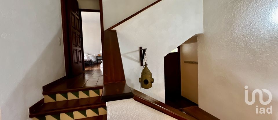 Apartment in house  4 bedrooms of 117 m² in Canyamars (08318)