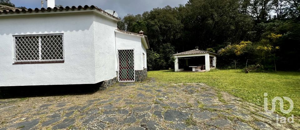 Apartment in house  4 bedrooms of 117 m² in Canyamars (08318)