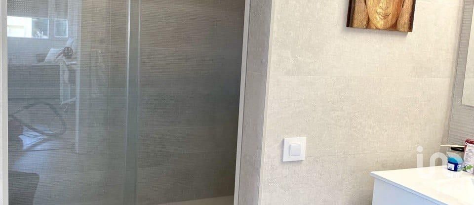 Casa 2 habitacions de 124 m² a Alella (08328)