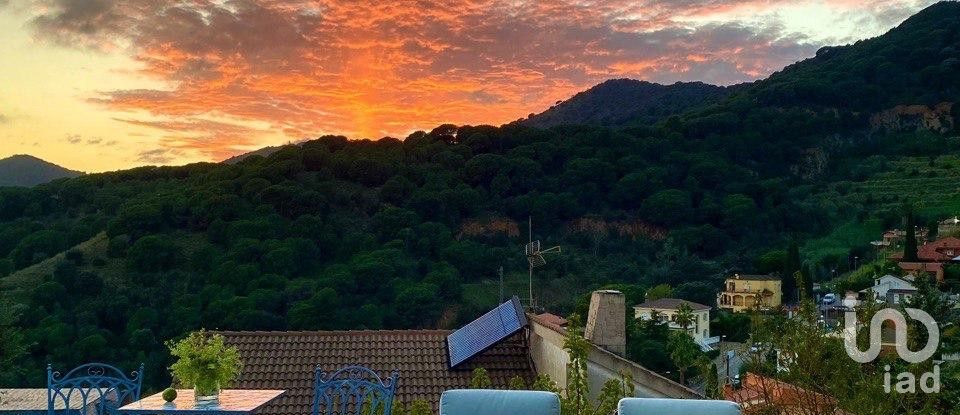 Casa 2 habitacions de 124 m² a Alella (08328)