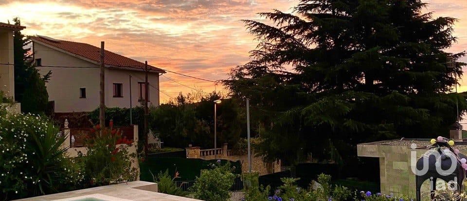 Casa 2 habitacions de 124 m² a Alella (08328)