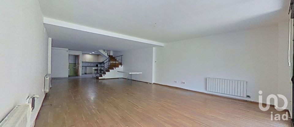 Piso 4 habitaciones de 217 m² en Monistrol de Montserrat (08691)