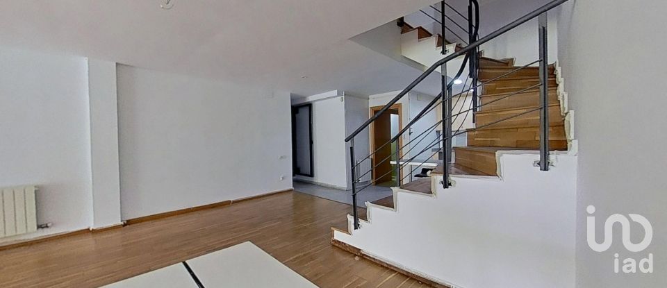 Piso 4 habitaciones de 217 m² en Monistrol de Montserrat (08691)