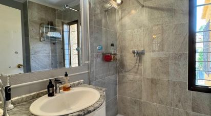 Casa 4 habitaciones de 204 m² en El Campello (03560)