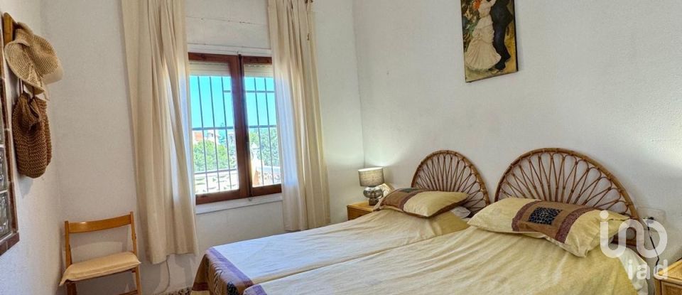 Casa 4 habitacions de 204 m² a El Campello (03560)