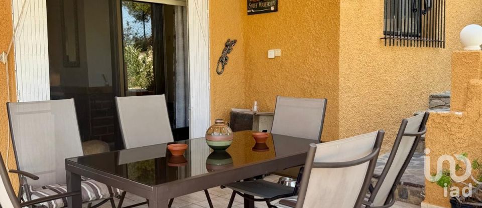 Casa 4 habitacions de 204 m² a El Campello (03560)