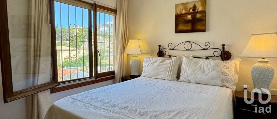 Casa 4 habitacions de 204 m² a El Campello (03560)